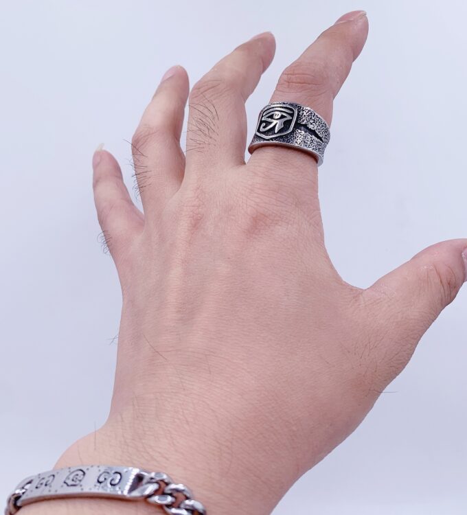 Horus Ring