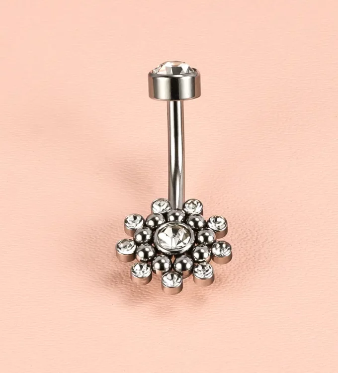 Cora Navel Piercing
