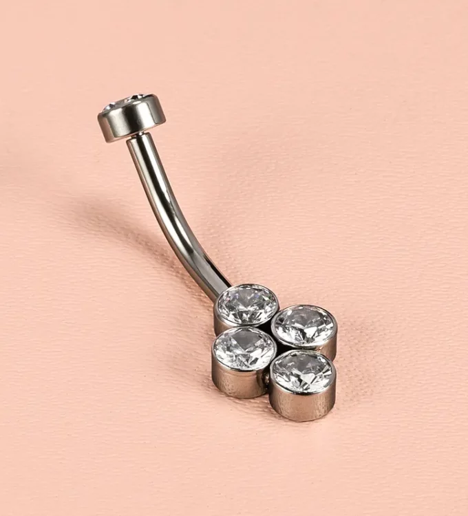 Martha Navel Piercing