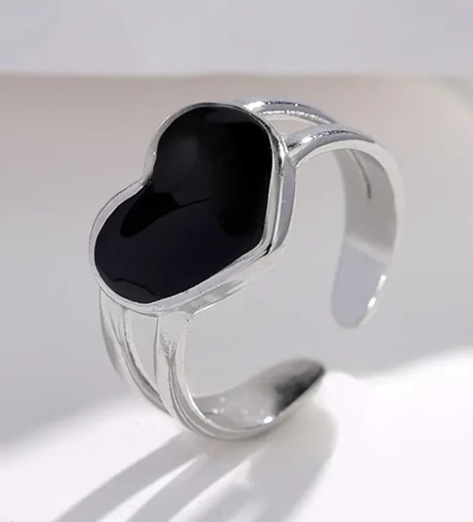 Annamaria Ring