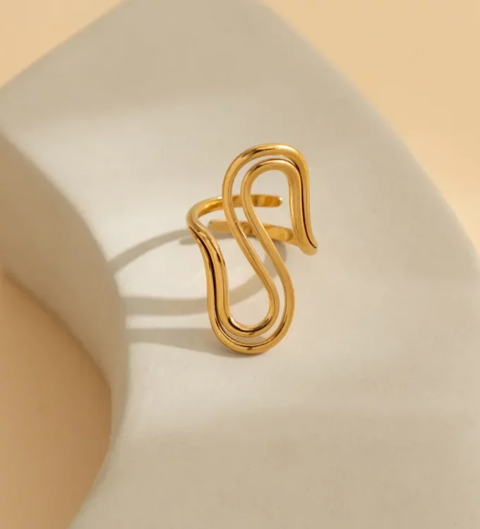 Anuket Ring