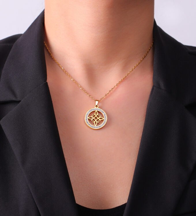 Noreia Necklace