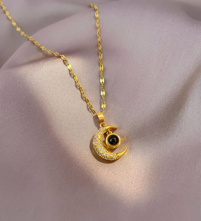 Gyda Necklace