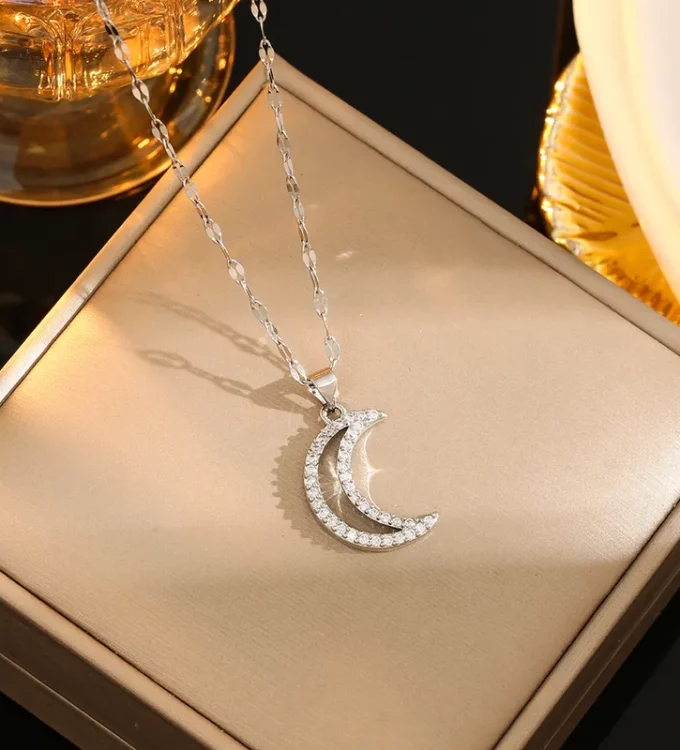 Selma Necklace