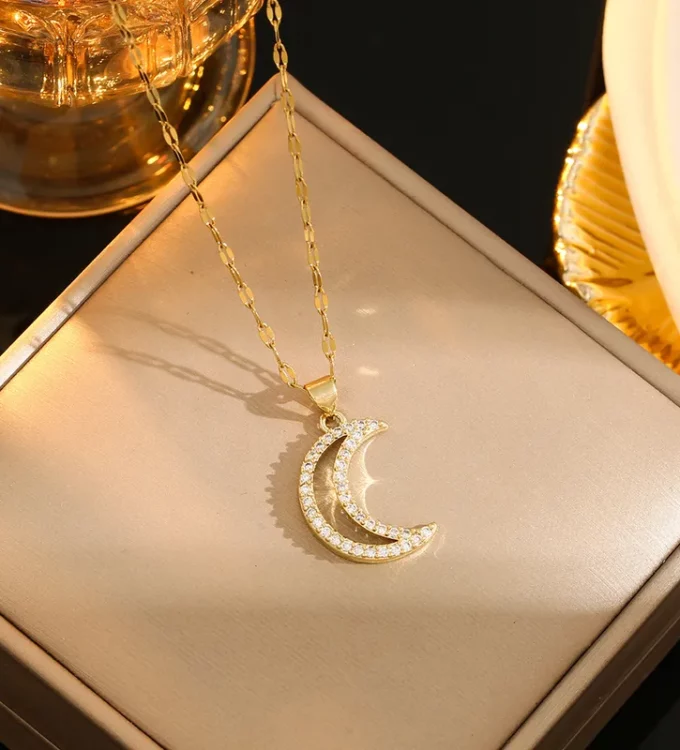 Selma Necklace