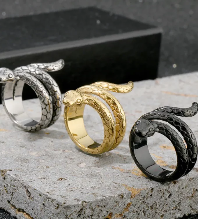 Ùisdean Ring