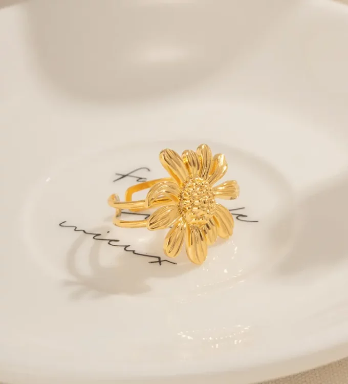 Allegra Ring